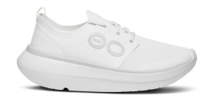 Alternative view of Men's OOmy Stride - White