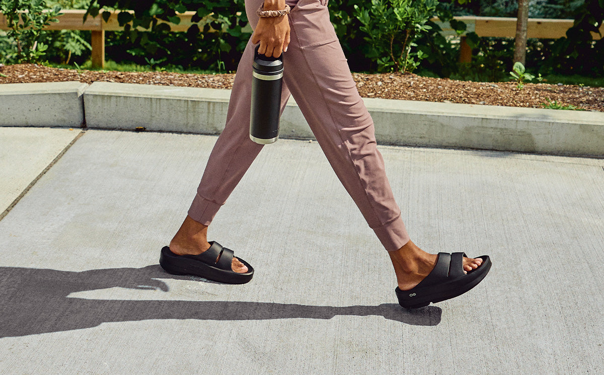 Women's OOmega OOahh Sandal - Black - Image 9